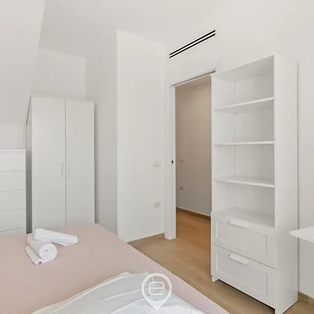 Estay - Archihouse Seafront - Aircon - Wifi - Terrace דירה *