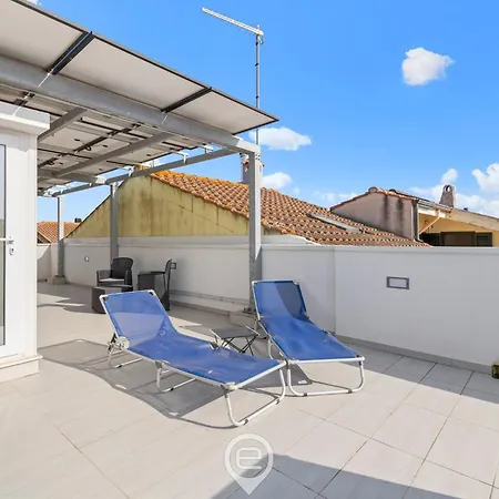 Archihouse Seafront Apartman Torre Grande